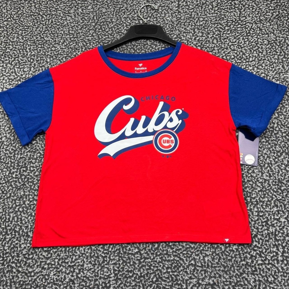 Chicago Cubs Shirt Women Medium Red Fanatics Short Sleeve Crew Neck New M